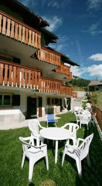 4 Hotel Centrali Vicino a Pradel-Rodella per Sciare in Val di Fassa