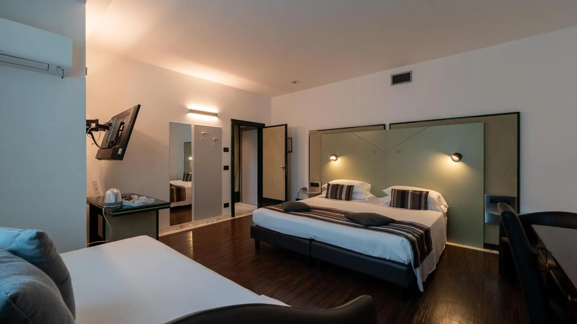 Dove Dormire vicino alla Fontana del Nettuno: 4 Hotel 4 Stelle