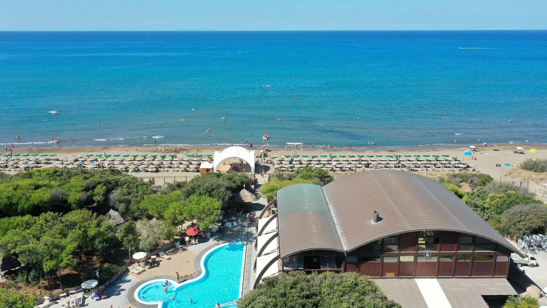 Vicino al Cavallino Matto: 6 Hotel sul Mare a Confronto